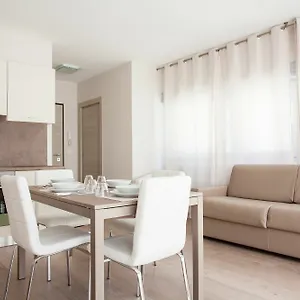 Astoria Apartament Bolonia